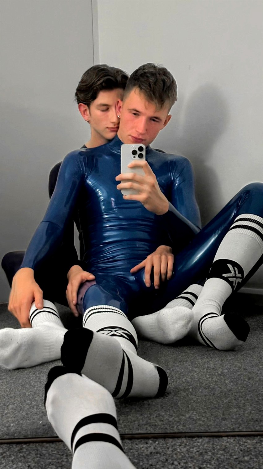 sexy gay kinkster gossierubberlad rubber playsuit naked%20(10).jpg